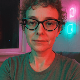 Portrait of Caitlin Hansen